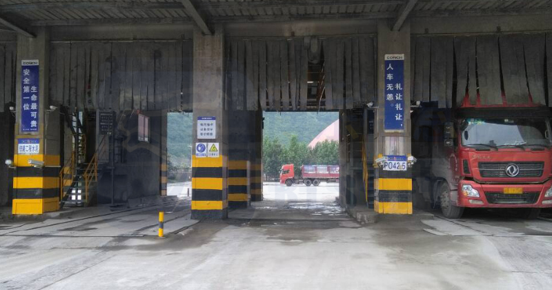 水泥定量自動(dòng)裝車系統(tǒng)為工廠運(yùn)營(yíng)提供極大便利